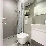 Apartment Makarska 公寓